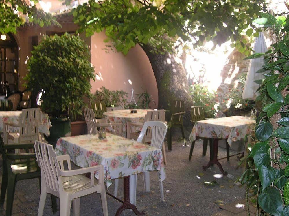 Hotel Le Commerce Mirepoix  Ngoại thất bức ảnh